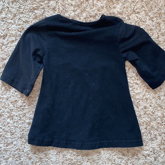 18-24M girls 3/4 length sleeve shirt. Black with Buffalo plaid heart. - Picture 4 of 4